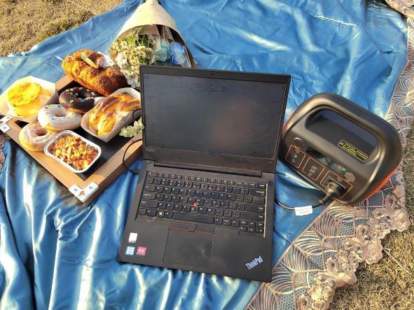 1000W RV Portable Power System For Household Energy Storage 2