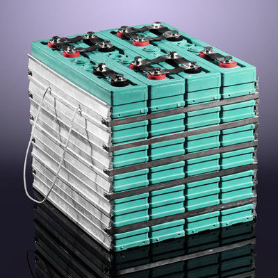 High Capacity LiFePO4 12V 400Ah Battery Pack for off-Grid Solar Power System 0